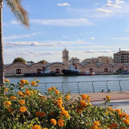Moderno Apartamento. La Mejor Urbanizacion Gandia.