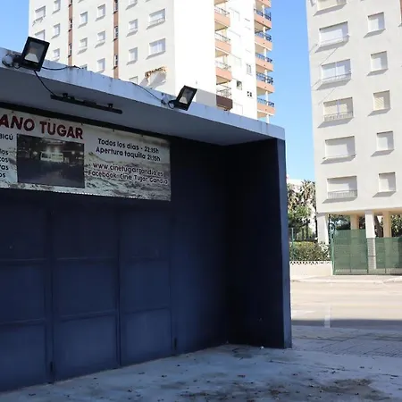 Moderno Apartamento. La Mejor Urbanizacion Gandia.