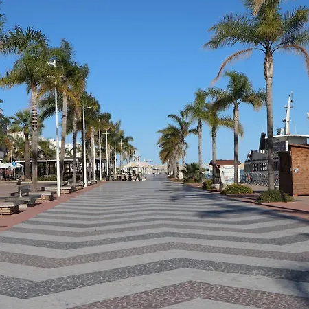 Moderno Apartamento. La Mejor Urbanizacion Gandia. *